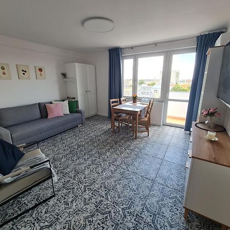 Apartament Wschodni Z Balkonem 4 Osoby Varšava Exteriér fotografie