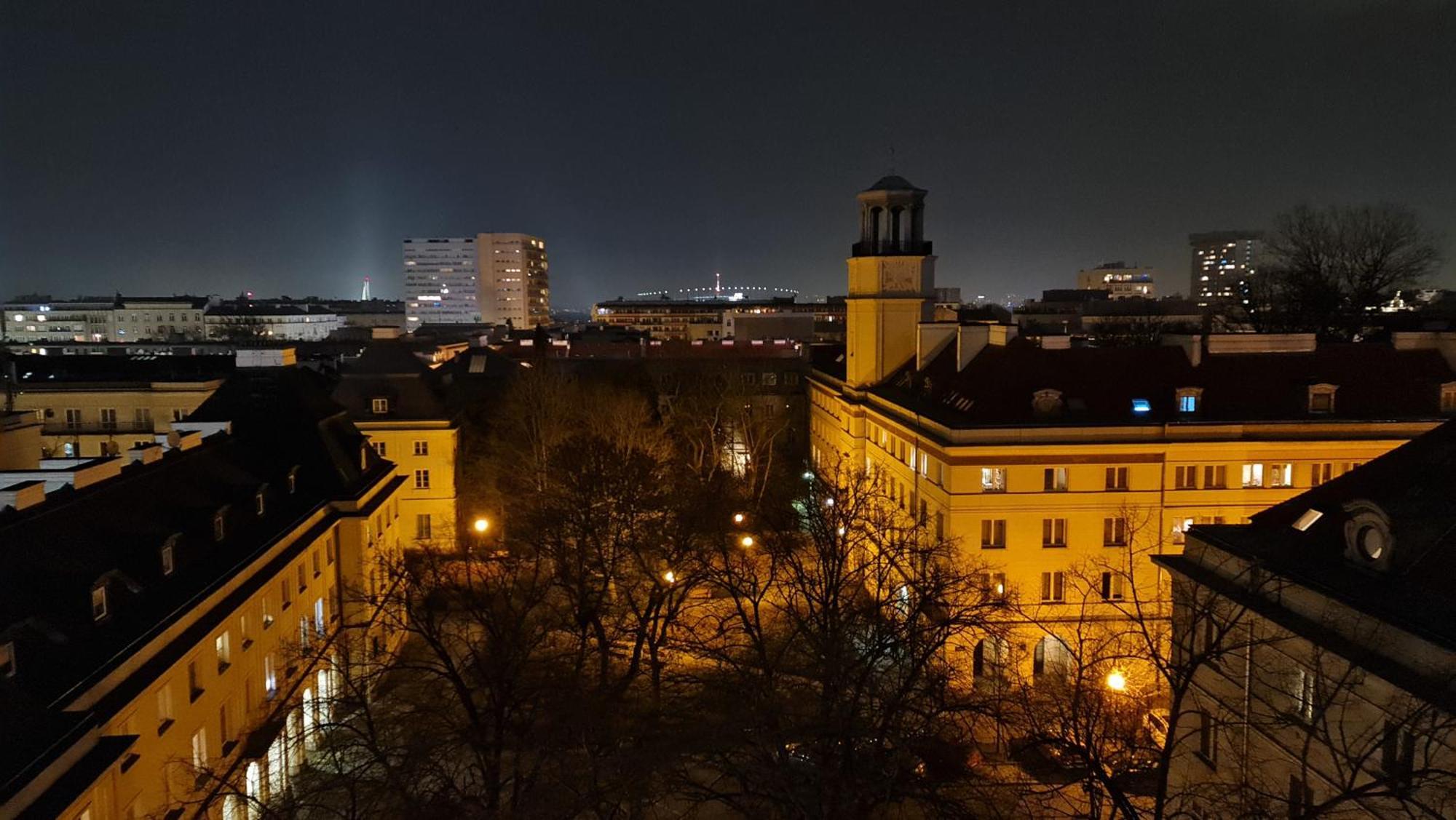 Apartament Wschodni Z Balkonem 4 Osoby Varšava Exteriér fotografie